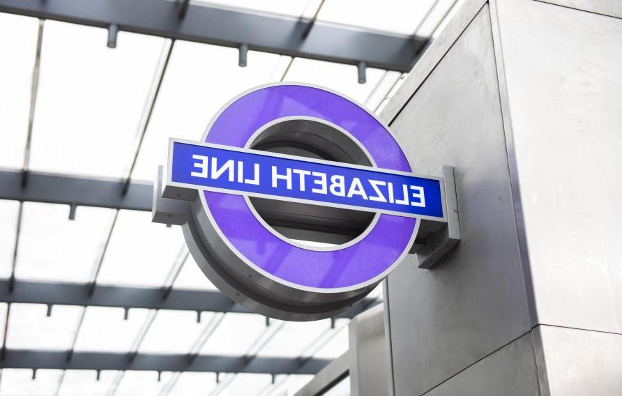 Image of the purple Elizabeth line sign